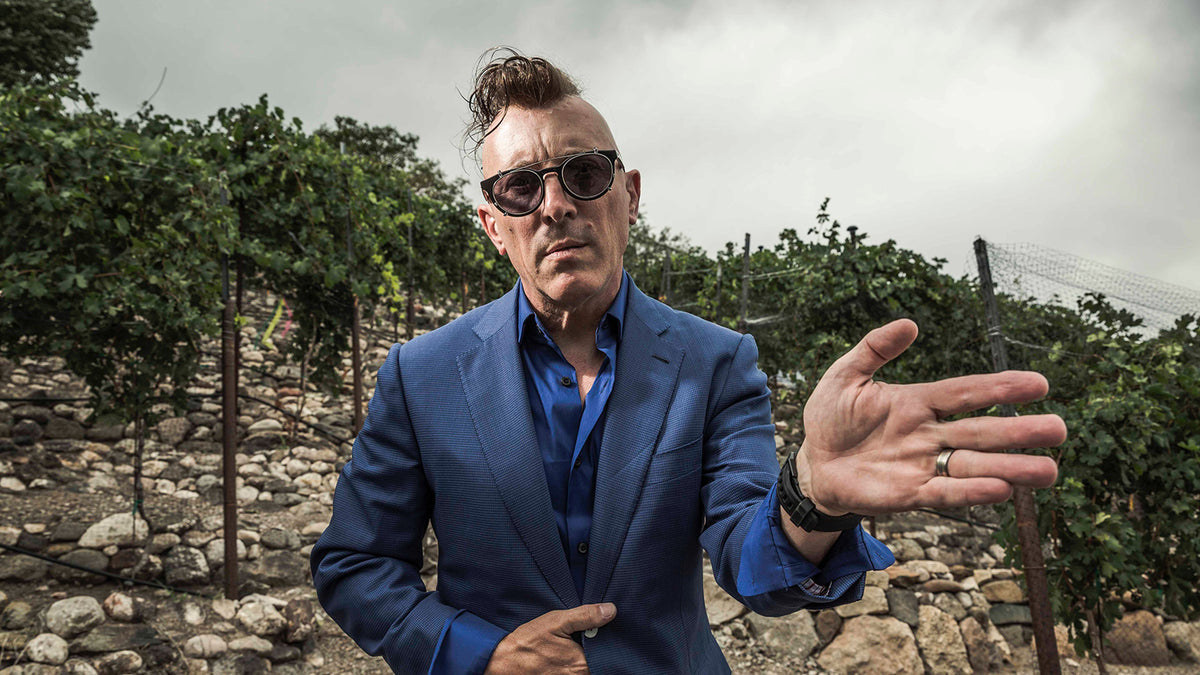 MAYNARD JAMES KEENAN to ‘LETTERKENNY’ star and TOOL fan: “I’m calling the cops”