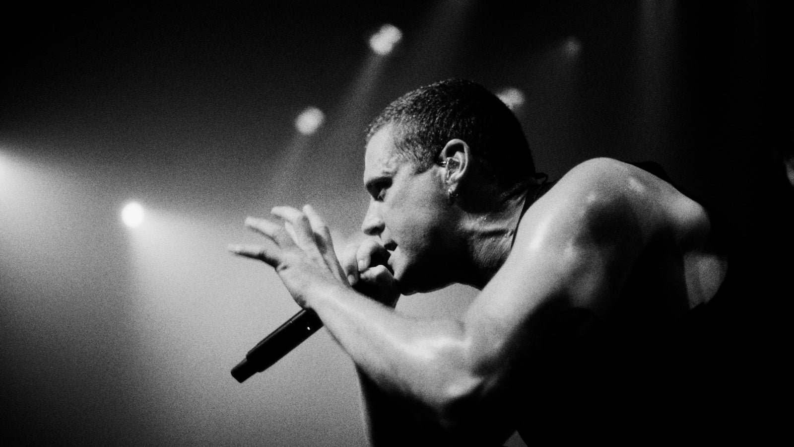DEAFHEAVEN doc ‘The Vast Sterling Purple’ premieres on VEEPS