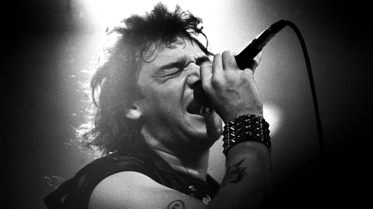 PAUL DI’ANNO, former IRON MAIDEN vocalist, dead at 66