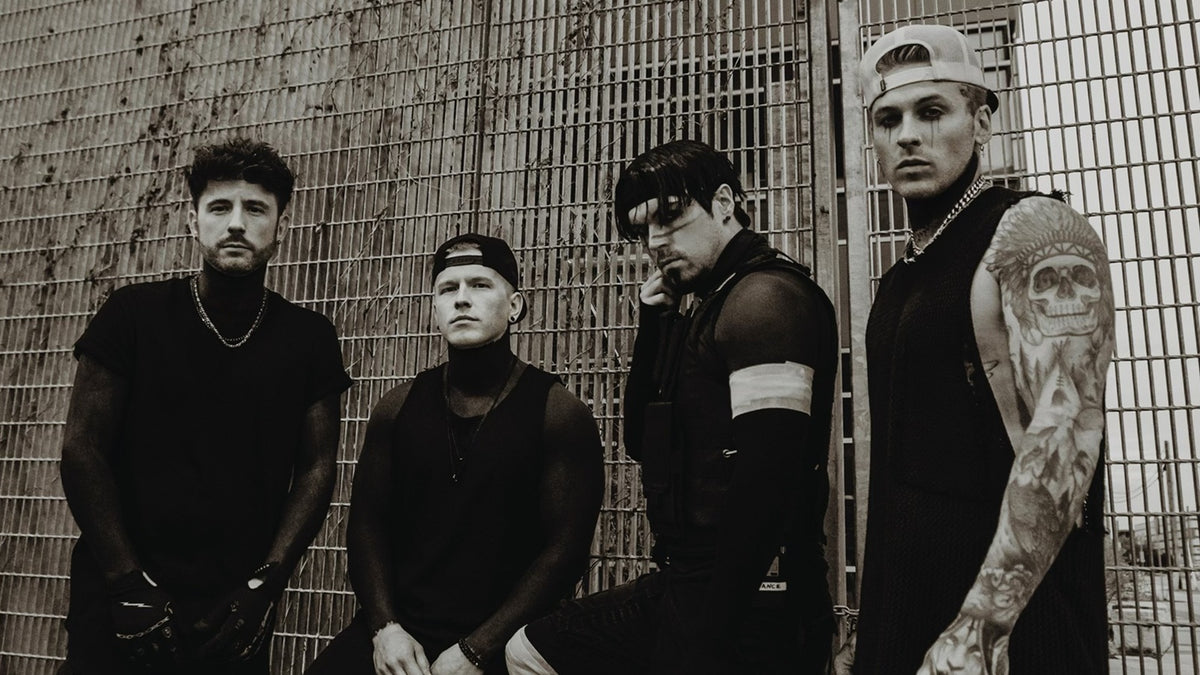 FROM ASHES TO NEW announce U.S. headline tour with MAGNOLIA PARK