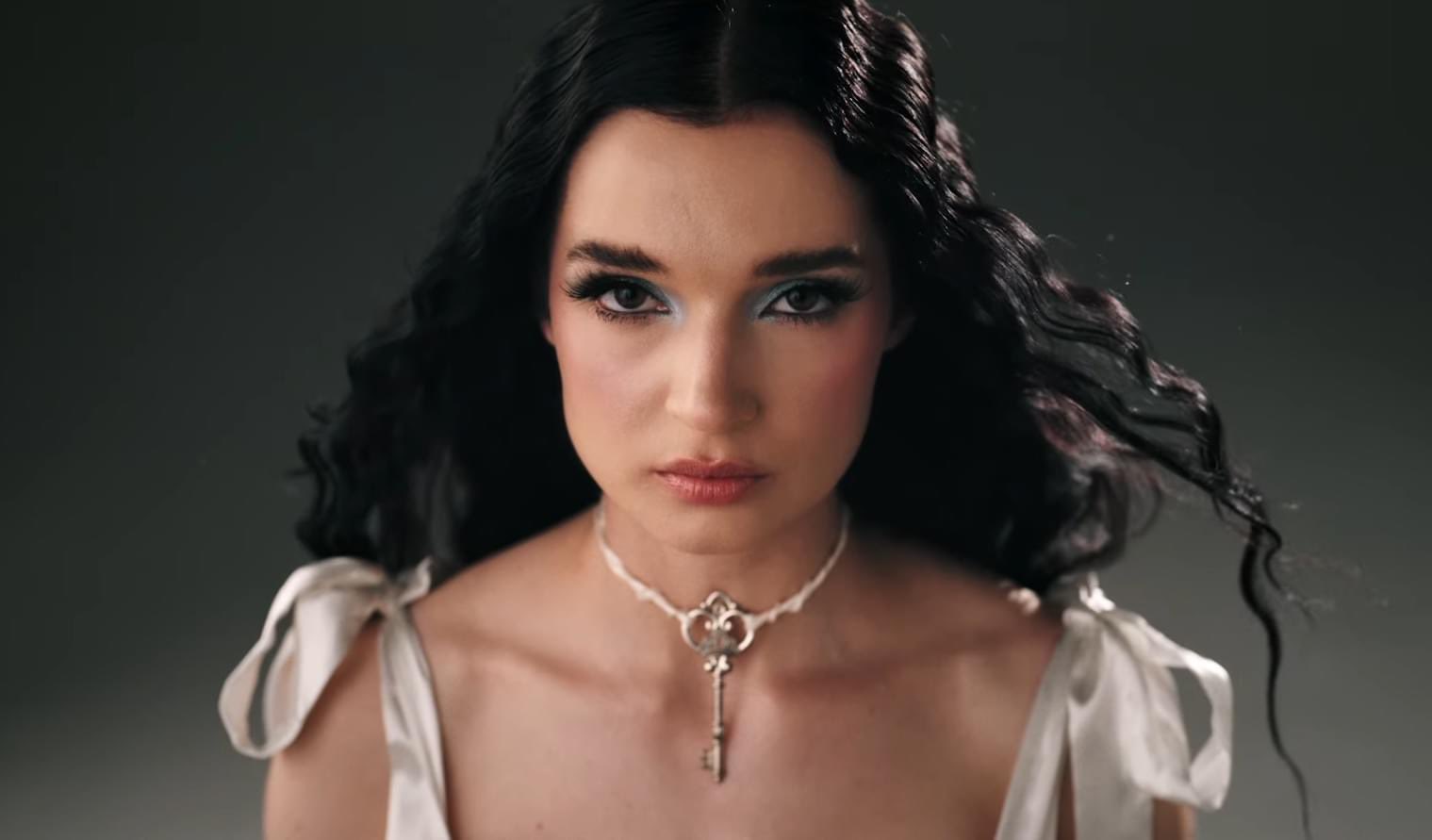 Hear POPPY pull herself back from the edge on new rager “New Way Out”