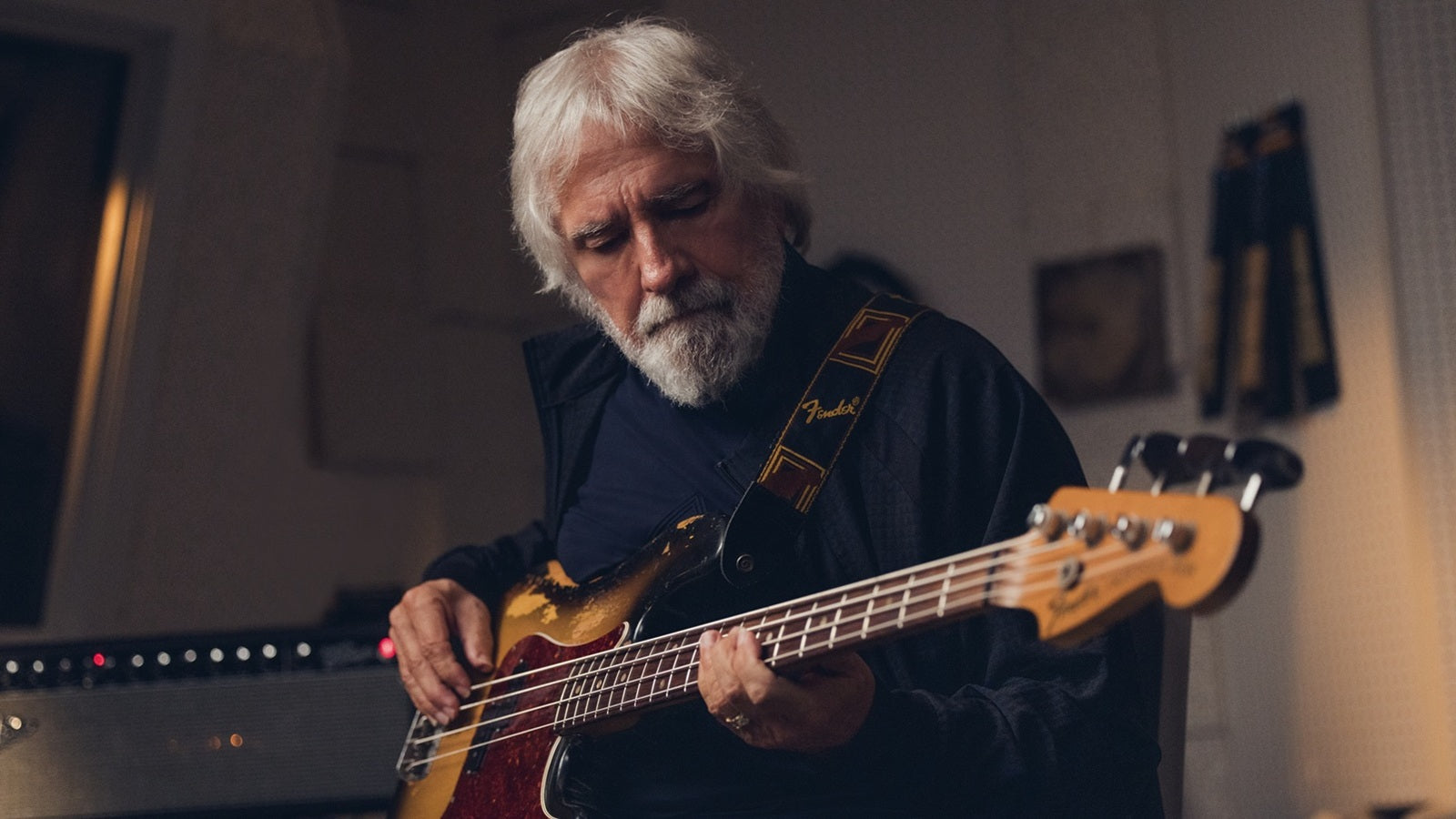 BLACK SABBATH’s GEEZER BUTLER talks favorite bass, bassists and basslines