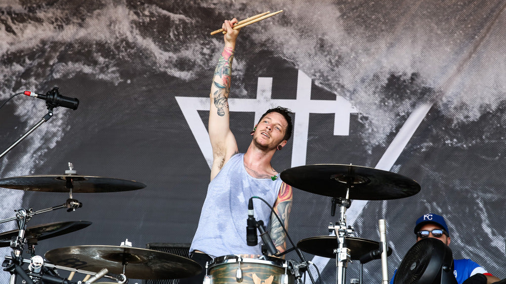 DANIEL WILLIAMS, former THE DEVIL WEARS PRADA drummer, dead at 39