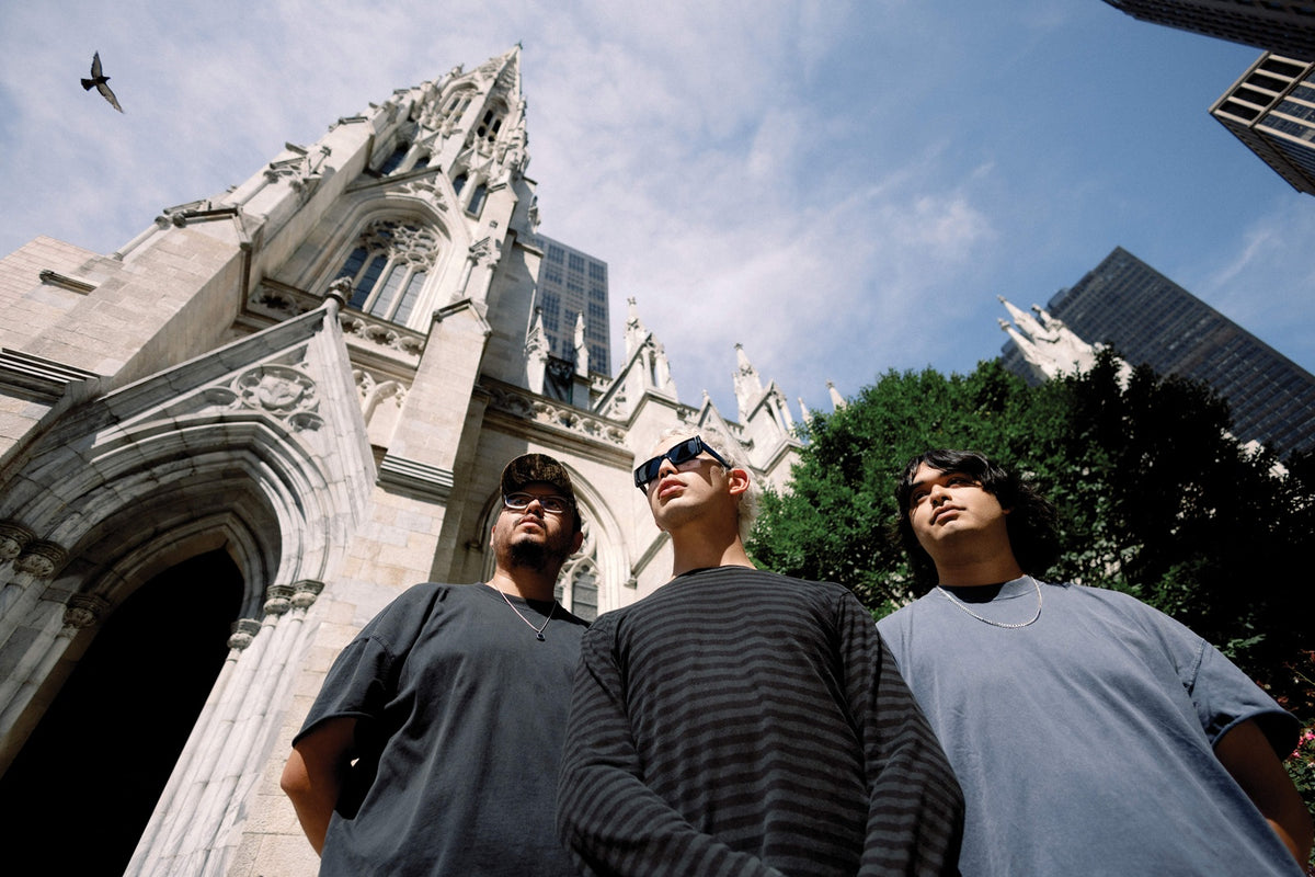 GLARE talk TikTok virality, DEFTONES comparisons and Dia De Los Deftones slot