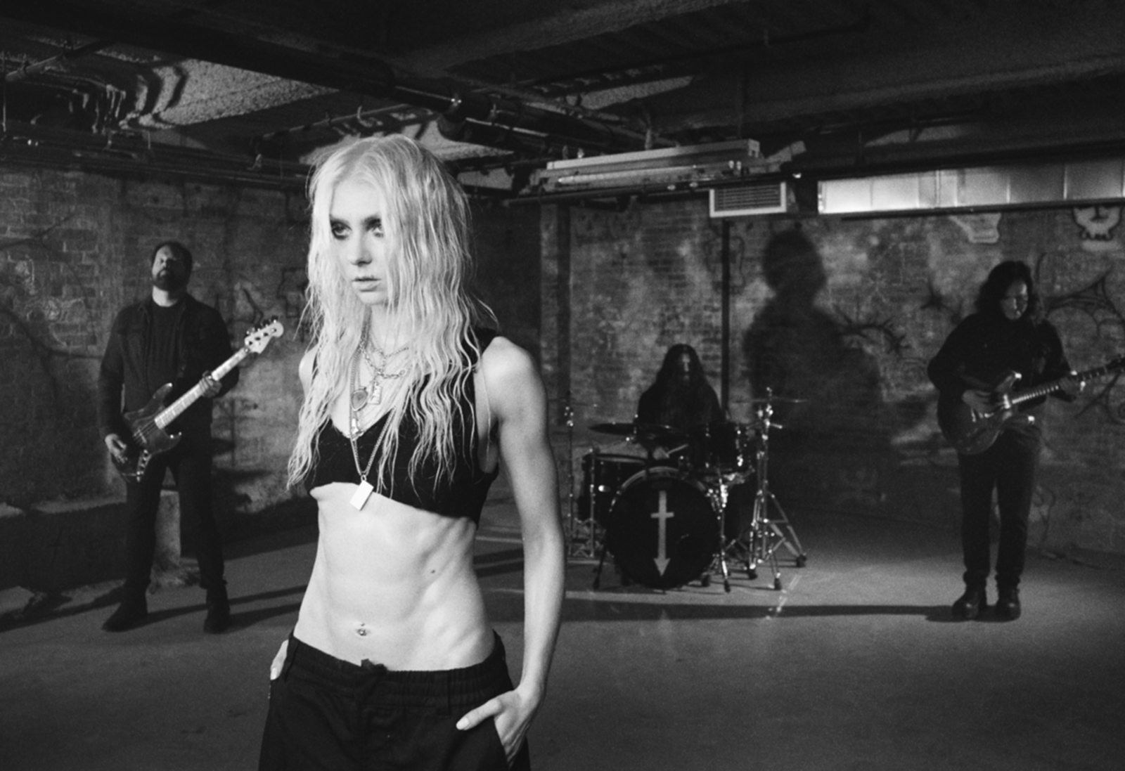 Hear THE PRETTY RECKLESS’ first song since 2022 “For I Am Death”