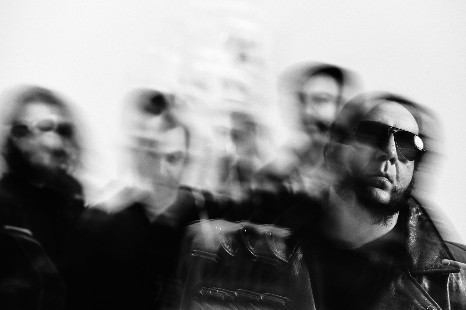 DARON MALAKIAN on SCARS ON BROADWAY’s killer new album, wild SYSTEM OF A DOWN shows, and more