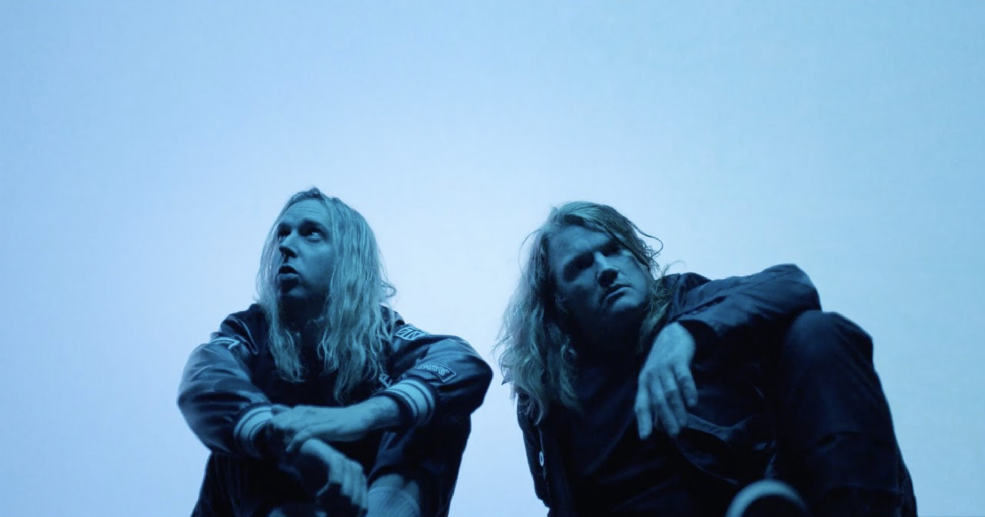 Hear UNDEROATH’s biting new single “Teeth”
