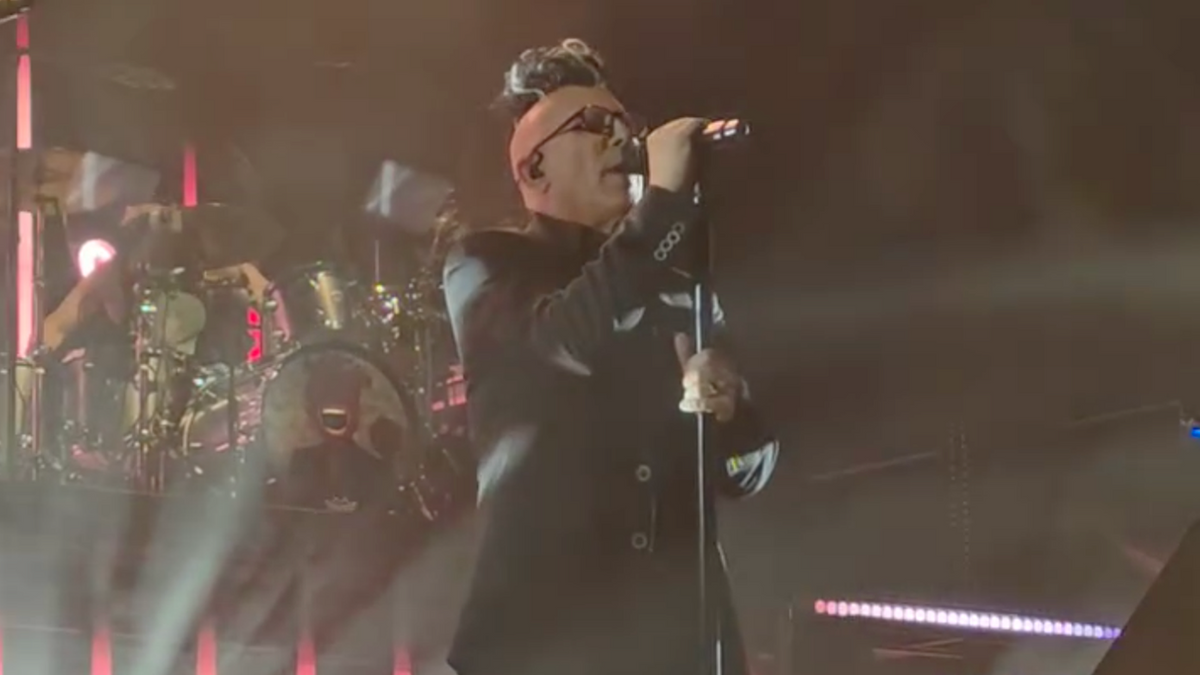 A PERFECT CIRCLE, PRIMUS and PUSCIFER kick off SESSANTA V2.0 tour: See setlist and video