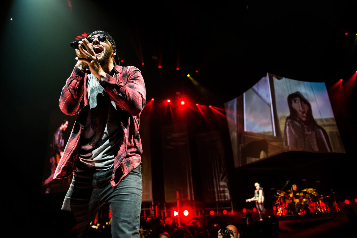 M. Shadows Talks “Surreal” Grammy Nomination, Picks 2017’s Best Albums, Video Game