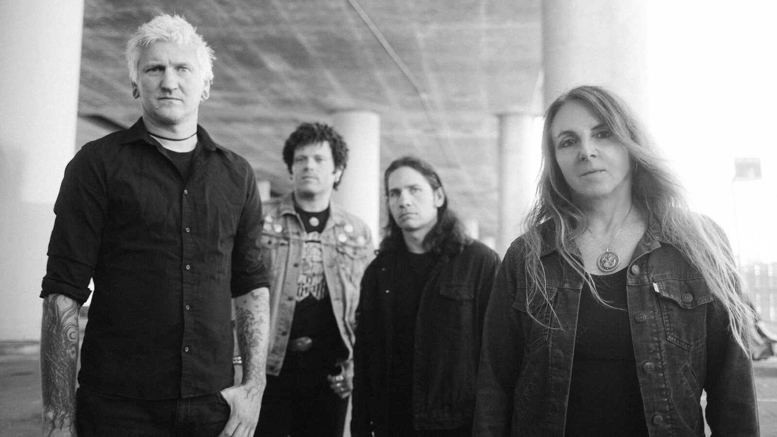 Hear ACID KING’s freaky new doom crusher “Destination Psych/Beyond Vision”