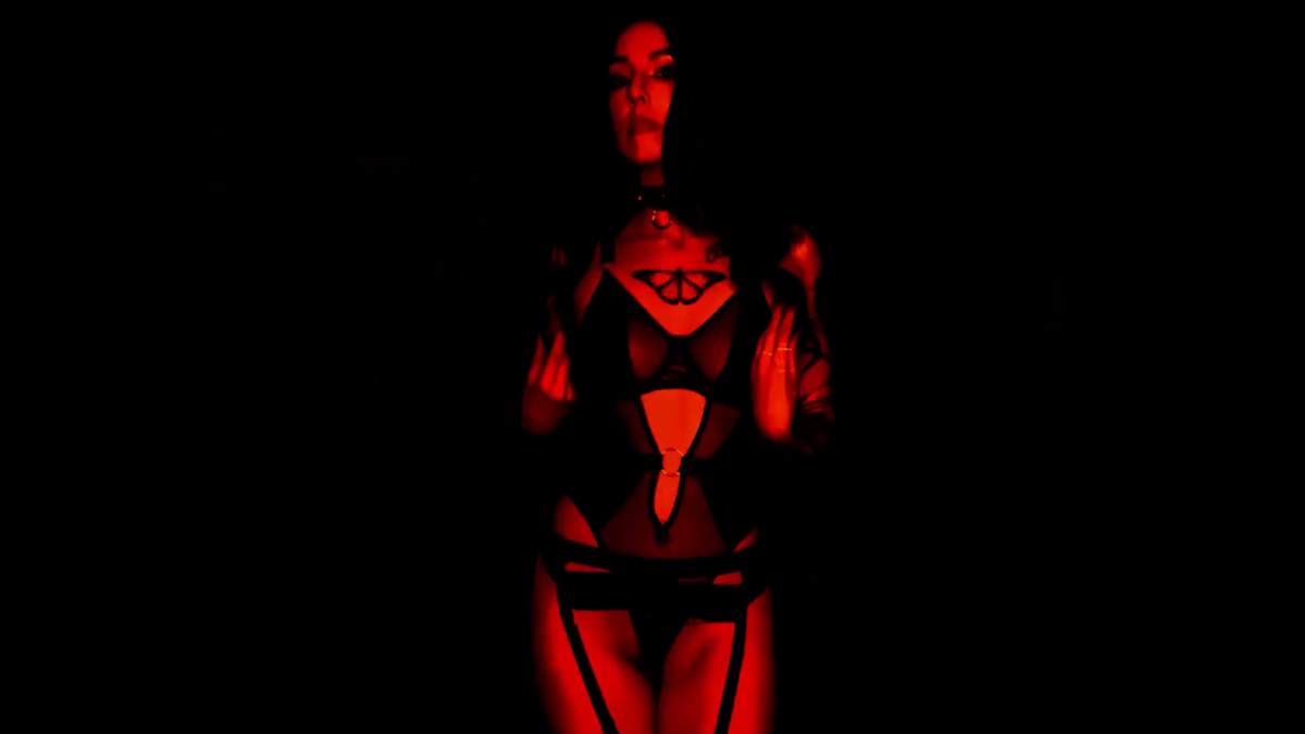 For fans of ROB ZOMBIE, DANZIG: See BLAK29’s sultry video for new song “Blackout”