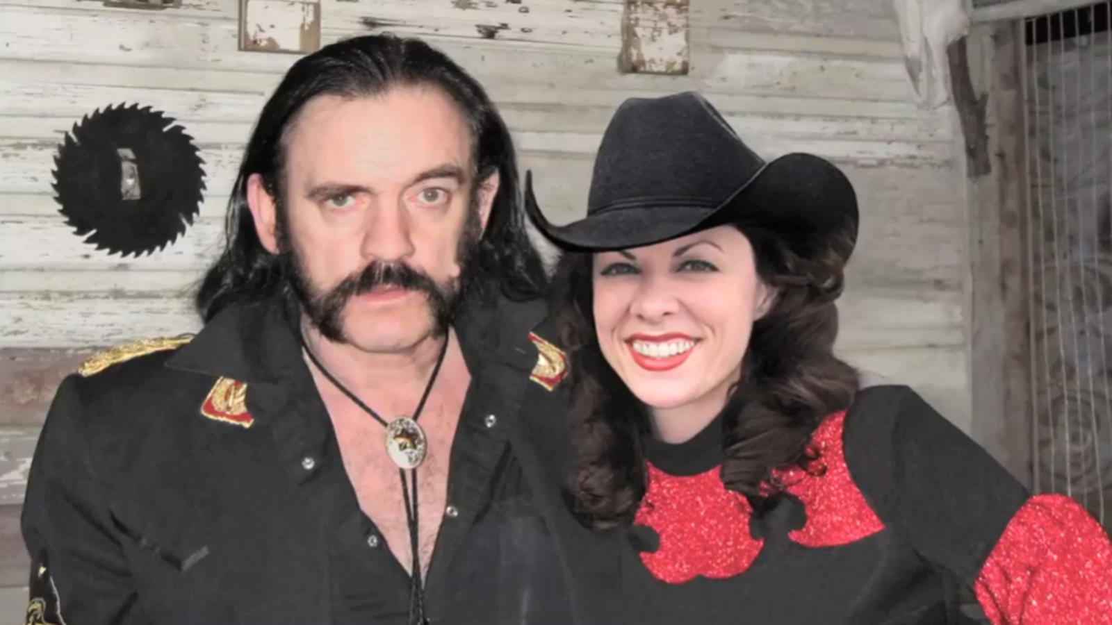 Hear Motörhead’s Lemmy Kilmister Go Country on Plaintive Duet With Singer Lynda Kay