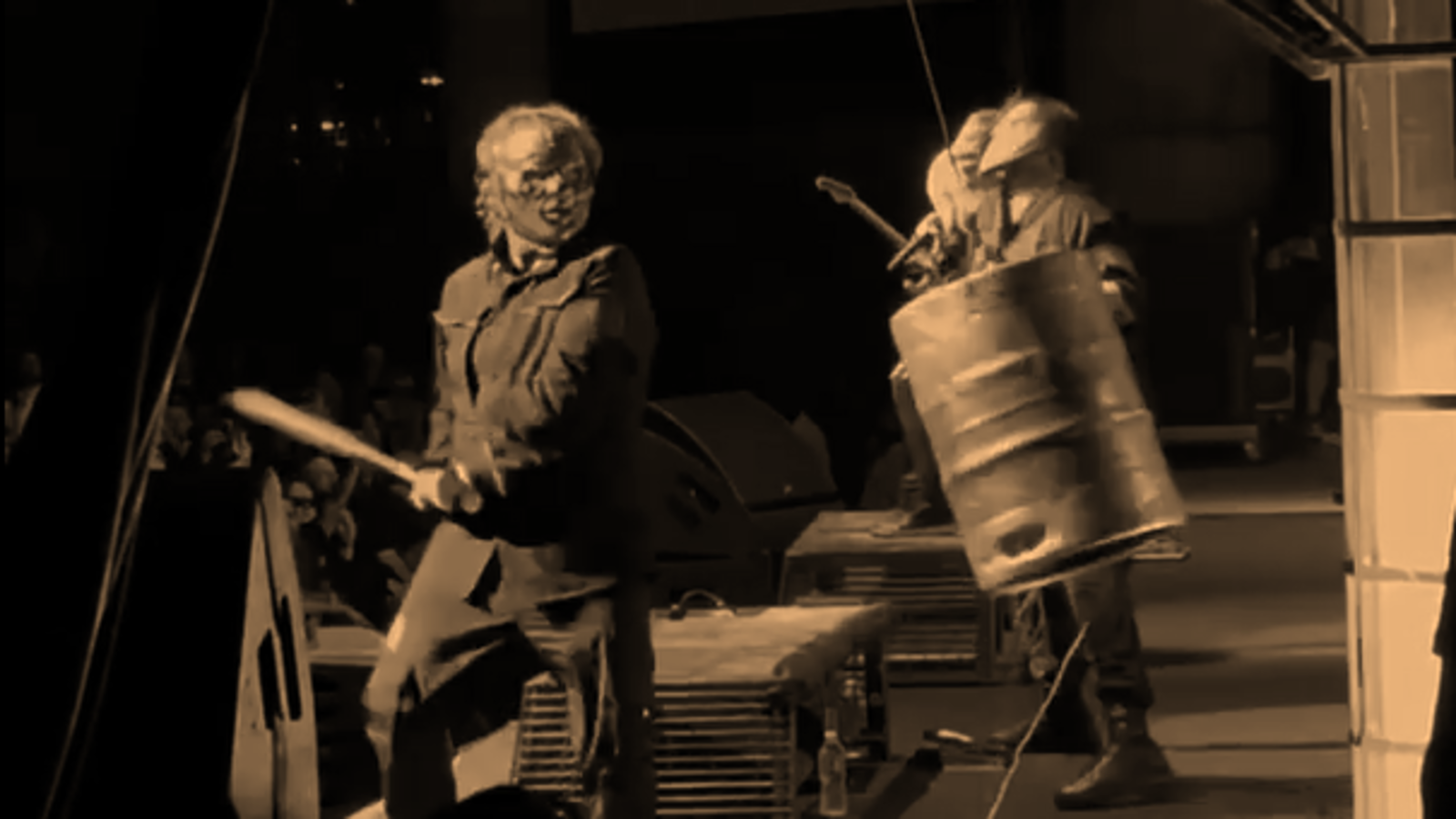 Slipknot: See Clown Painfully Tear Bicep Onstage at Knotfest L.A.
