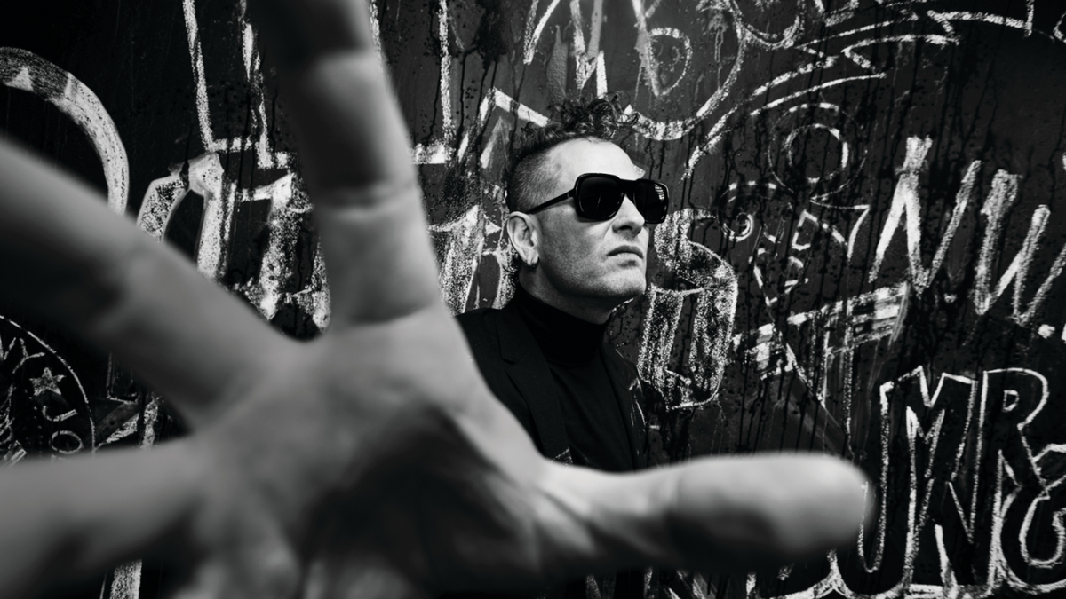 COREY TAYLOR cancels North American solo tour due to mental and physical health