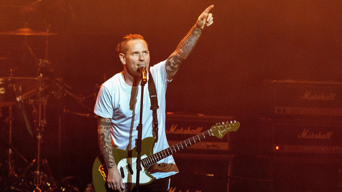 Hear SLIPKNOT’s COREY TAYLOR riff hard on new solo song “Talk Sick”