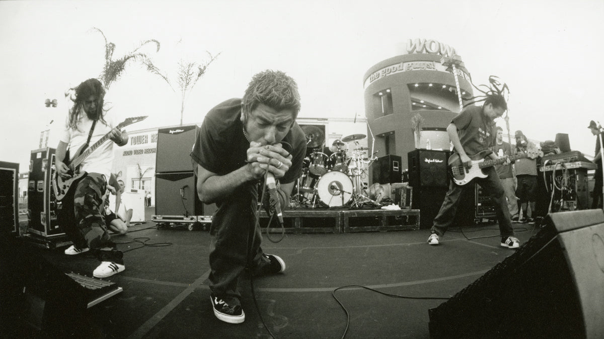 8 Things You Didn’t Know About Deftones’ ‘Around the Fur’