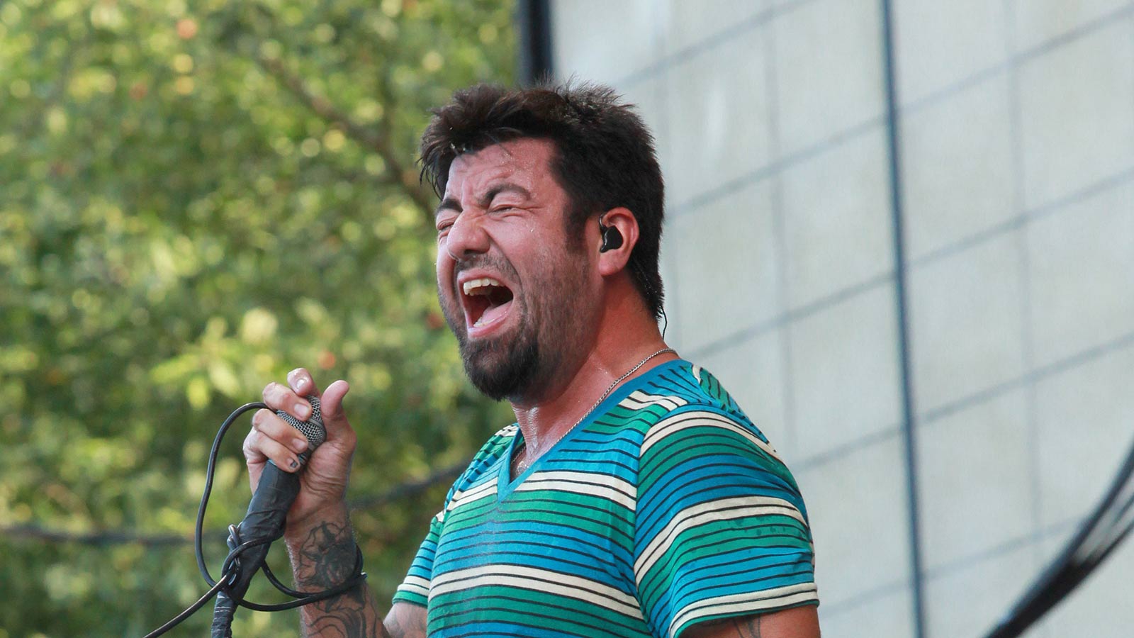 See Deftones Cover Katy Perry’s “Firework” in the Middle of “7 Words” in 2011