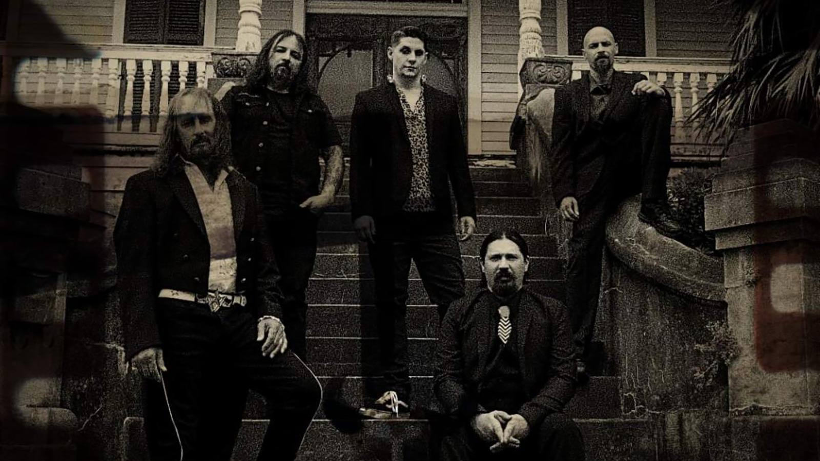 Hear former members of EXODUS and TYPE O NEGATIVE team in new band DIEHUMANE