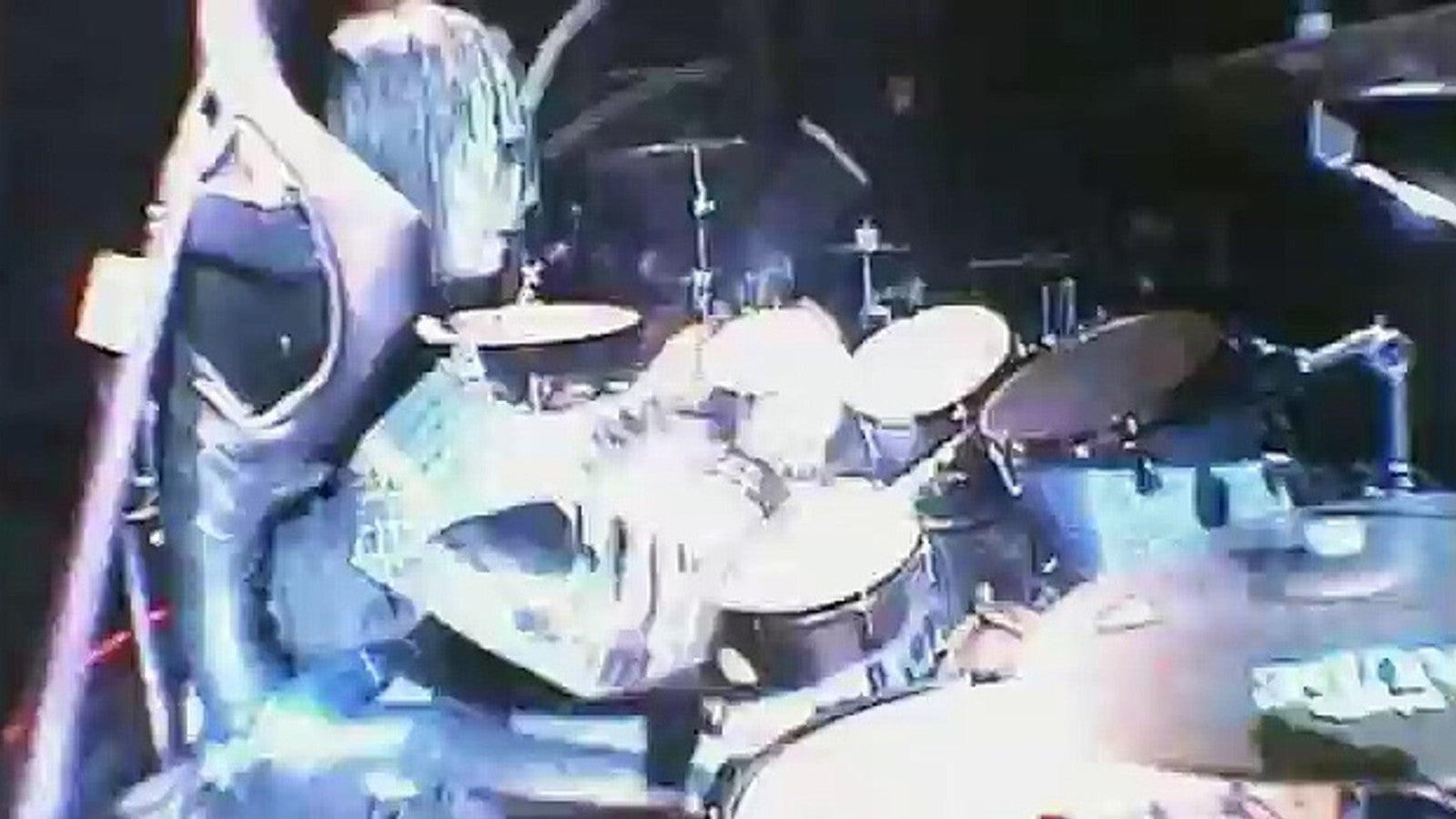 See Joey Jordison’s Iconic Vertical Drum Solo From Slipknot’s ‘Disasterpieces’