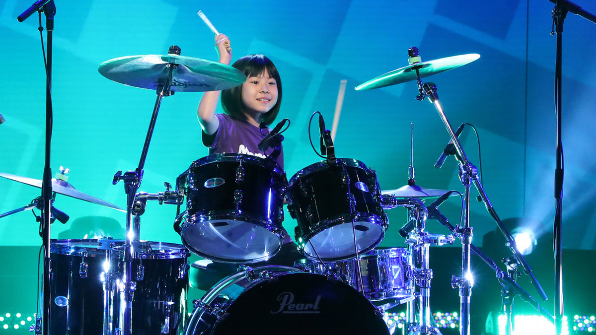See Foo Fighters’ Dave Grohl Surprise 9-Year-Old Drum Prodigy on ‘The Ellen Show’