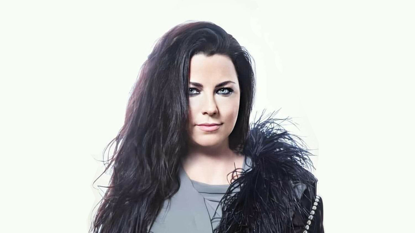 Evanescence’s Amy Lee on Speaking Out, Facing Tragedy, Letting “The Art Drive”