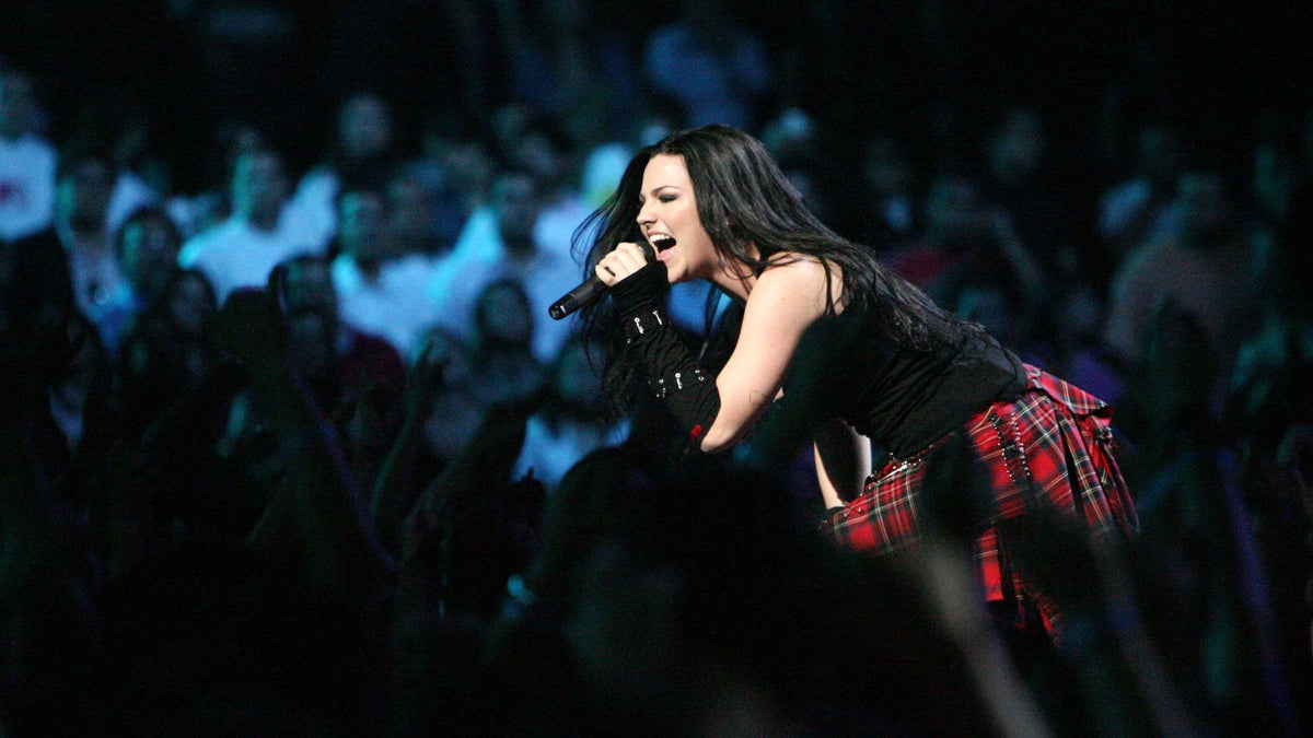 Fan Poll: Evanescence Singer Amy Lee’s Top 5 Vocal Performances