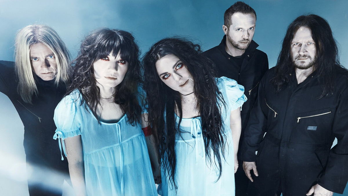 See Amy Lee and Evanescence Pay Tribute to ‘The Shining’ for Halloween