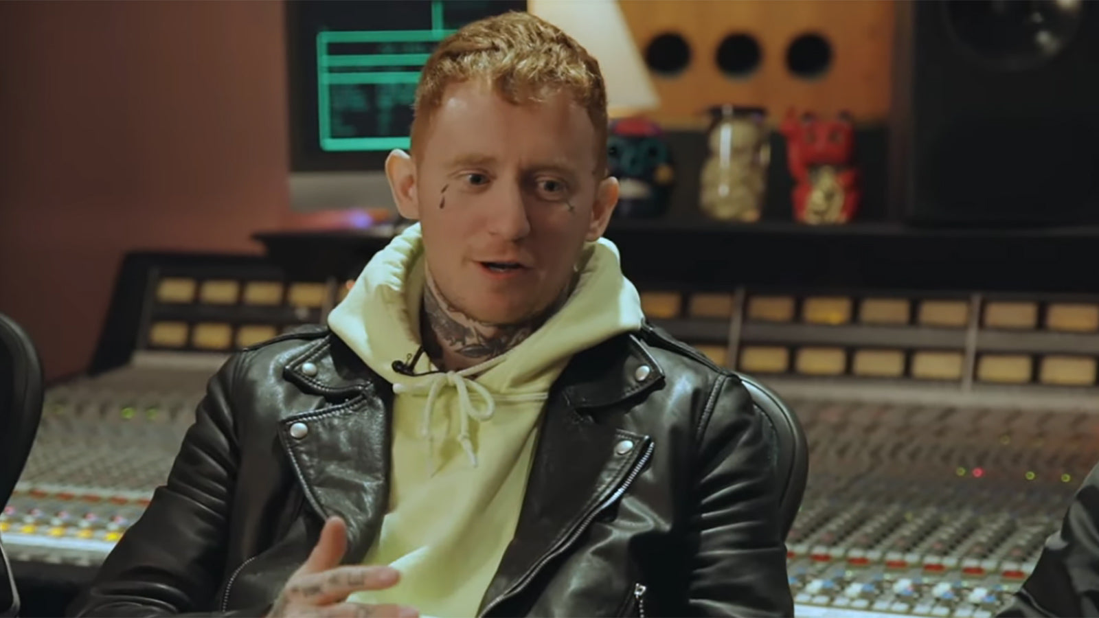 Daughters, Dinosaurs, Tom Morello: See Frank Carter Dissect “Tyrant Lizard King”