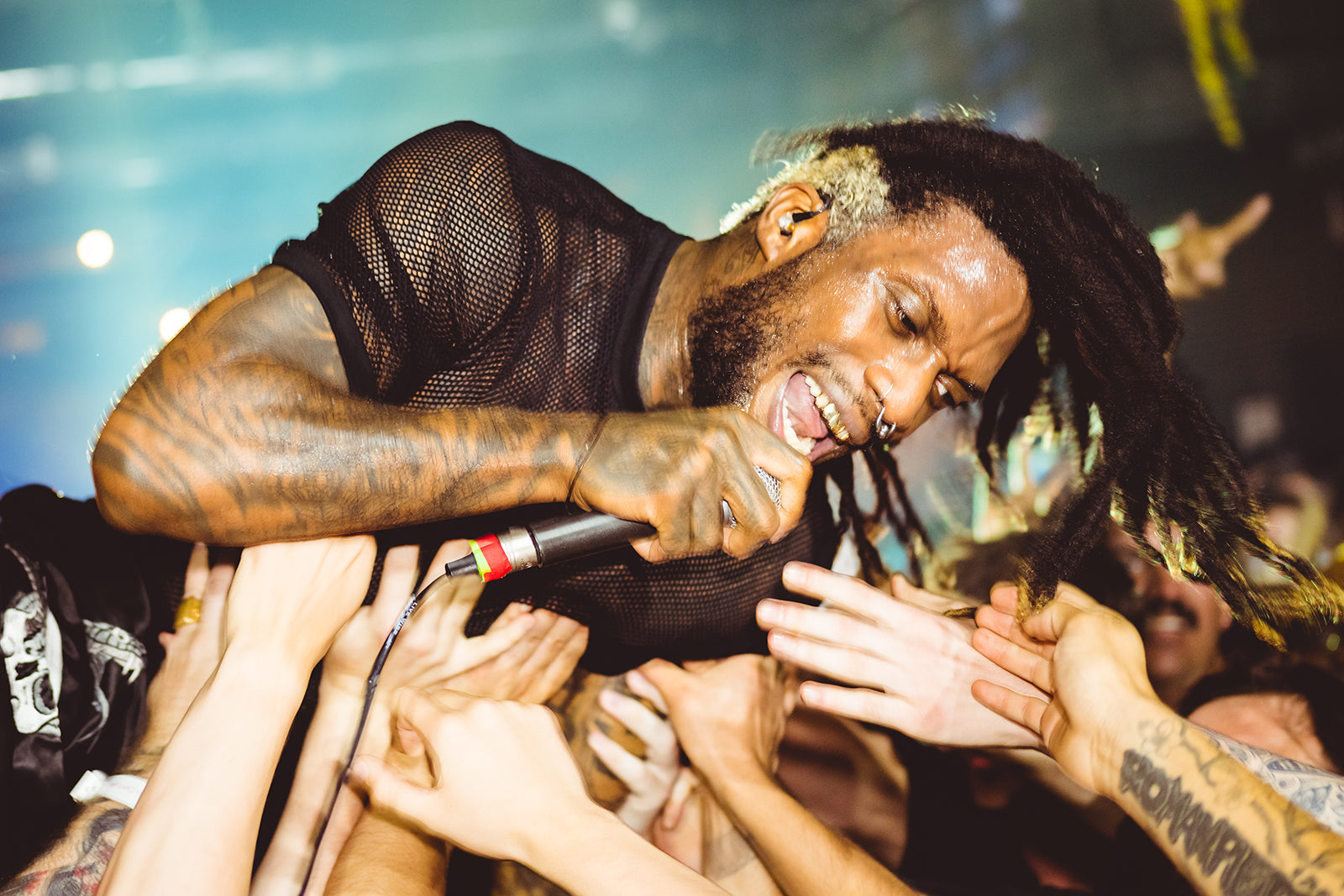 Hear HO99O9’s new rap-punk banger “A MACHINE OF”