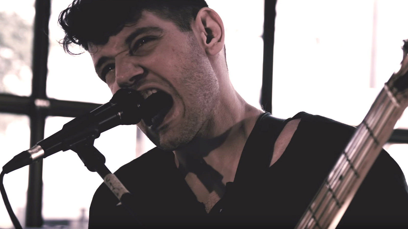 See Blackened Post-Hardcore Trio Glassing’s Intense New “Way Out” Video