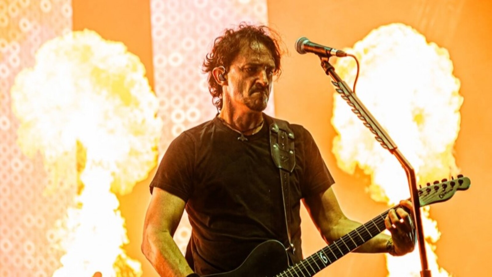 Fan poll: Top 5 live bands right now