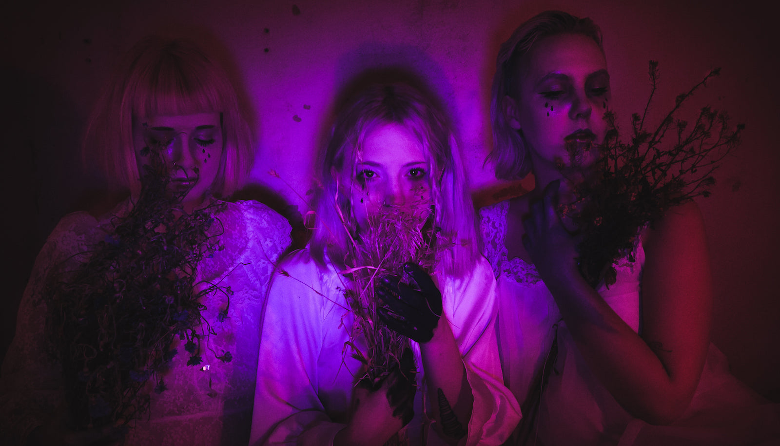 See Kaelan Mikla’s Stirring New Neon-Noir “Hvernig kemst ég upp?” Video