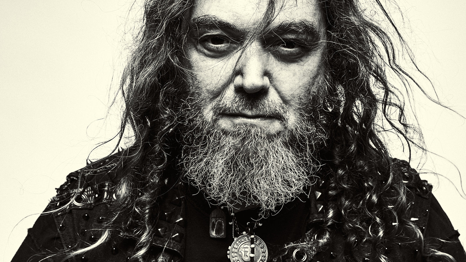 MAX CAVALERA picks 3 favorite thrash albums