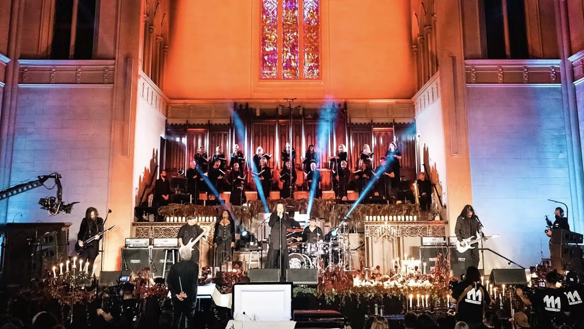 Korn in Church: See ‘Requiem Mass’ Performance of “Worst Is on Its Way”