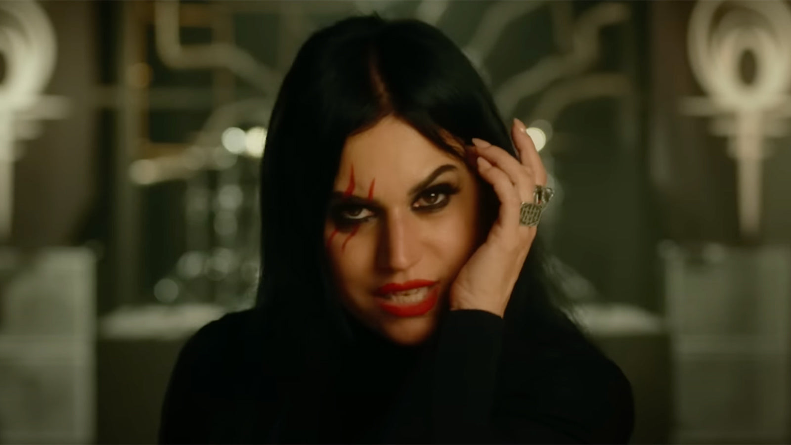See Lacuna Coil’s Video for New ‘Comalies XX’ Version of “Tight Rope”