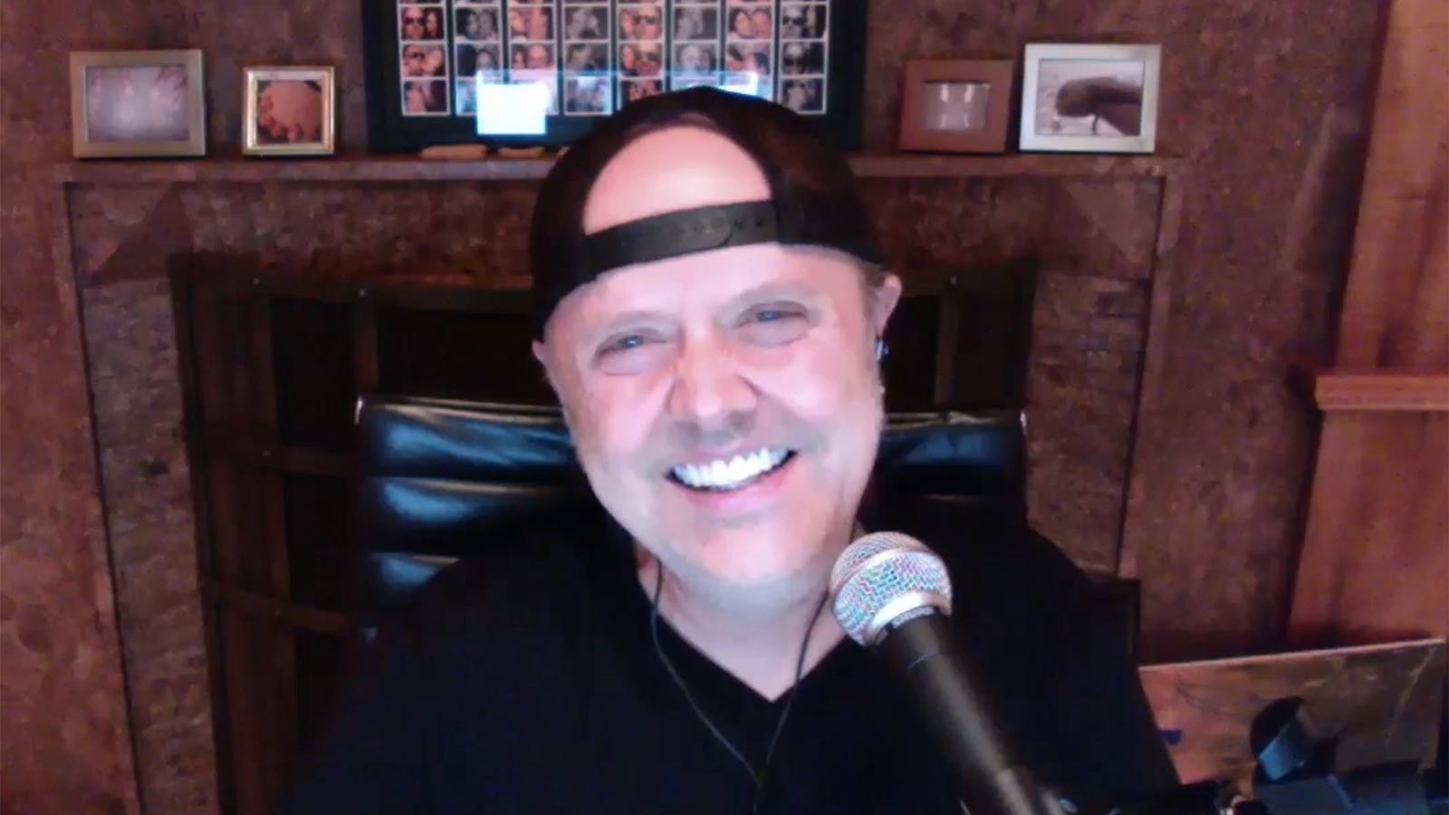 See Metallica’s Lars Ulrich Intro New Album, Talk ‘Stranger Things’ on ‘Howard Stern’