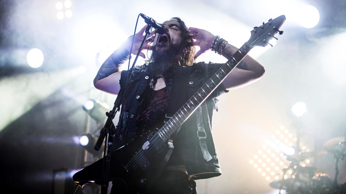 MACHINE HEAD announce 2024 tour with FEAR FACTORY