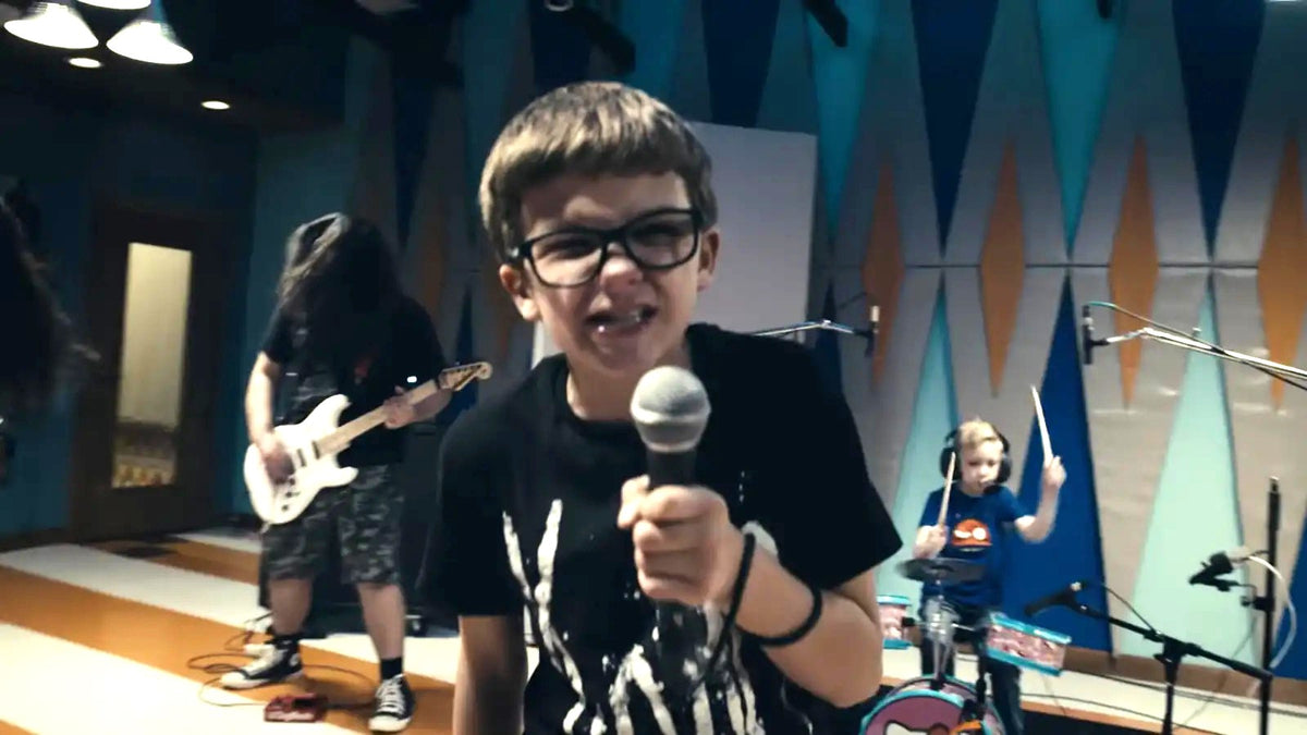 See kid band cover SLIPKNOT’s “Heretic Anthem” on Hello Kitty drumkit