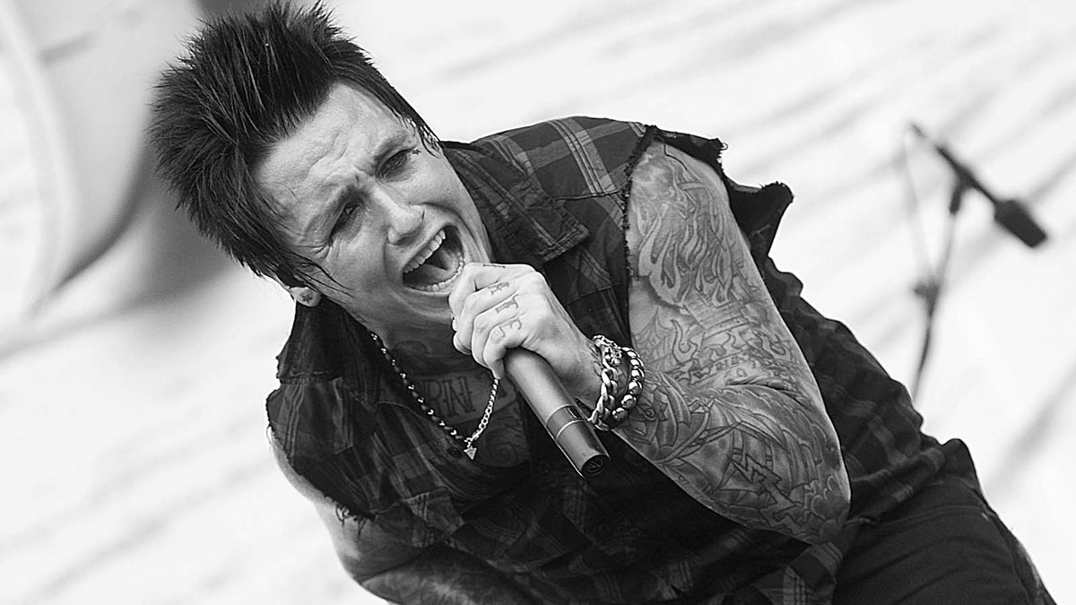 Papa Roach’s Jacoby Shaddix: “I Am So Much More F**king Punk-Rock Than Fred Durst”