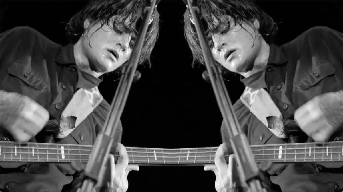 See ROYAL THUNDER rock out in new video for “Now Here No Where”