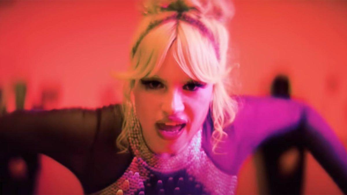 Hear SCOWL’s super hooky new song “Psychic Dance Routine”