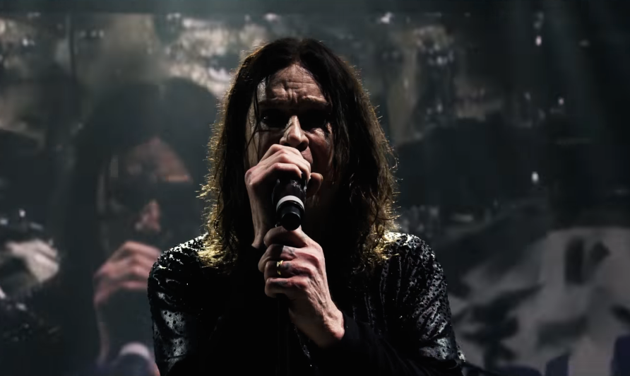 Watch Black Sabbath Tear Through Bittersweet “Paranoid” at Final Concert