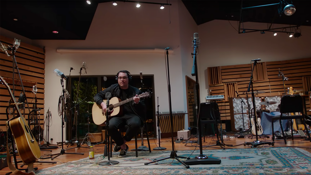 Hear Soothing Minute-Long Preview of Deafheaven’s New Song “Near”