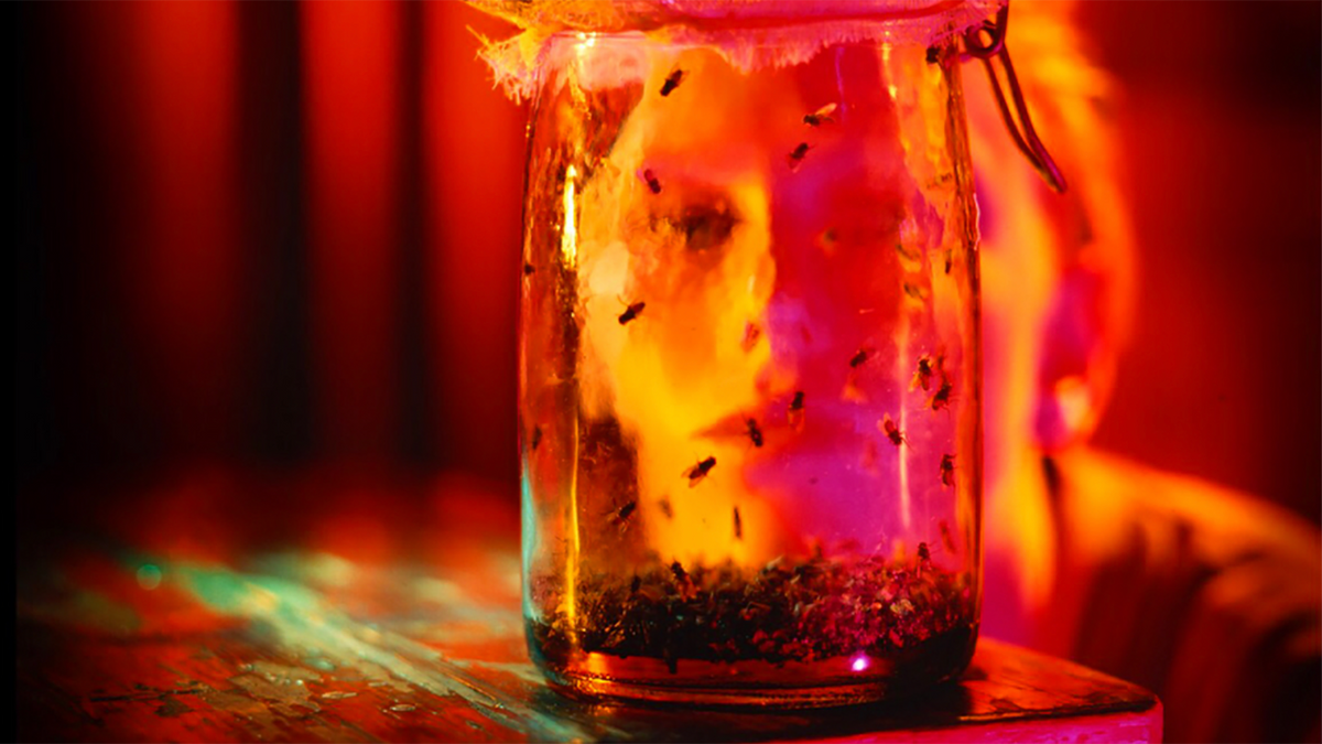 Alice in Chains’ ‘Jar of Flies’: See Rare Outtakes From EP Cover Shoot