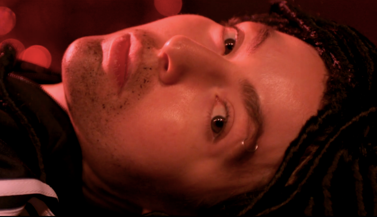 “A Star Is Korn”: Watch Hilariously Bizarre Nu-Metal Parody of ‘A Star Is Born’