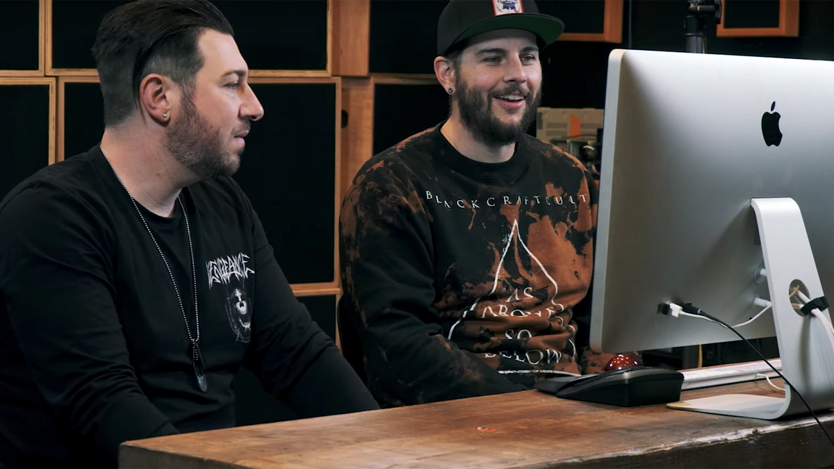 See A7X Break Down “Nightmare”: Ozzy, Pantera Influences, Singing vs. Screaming