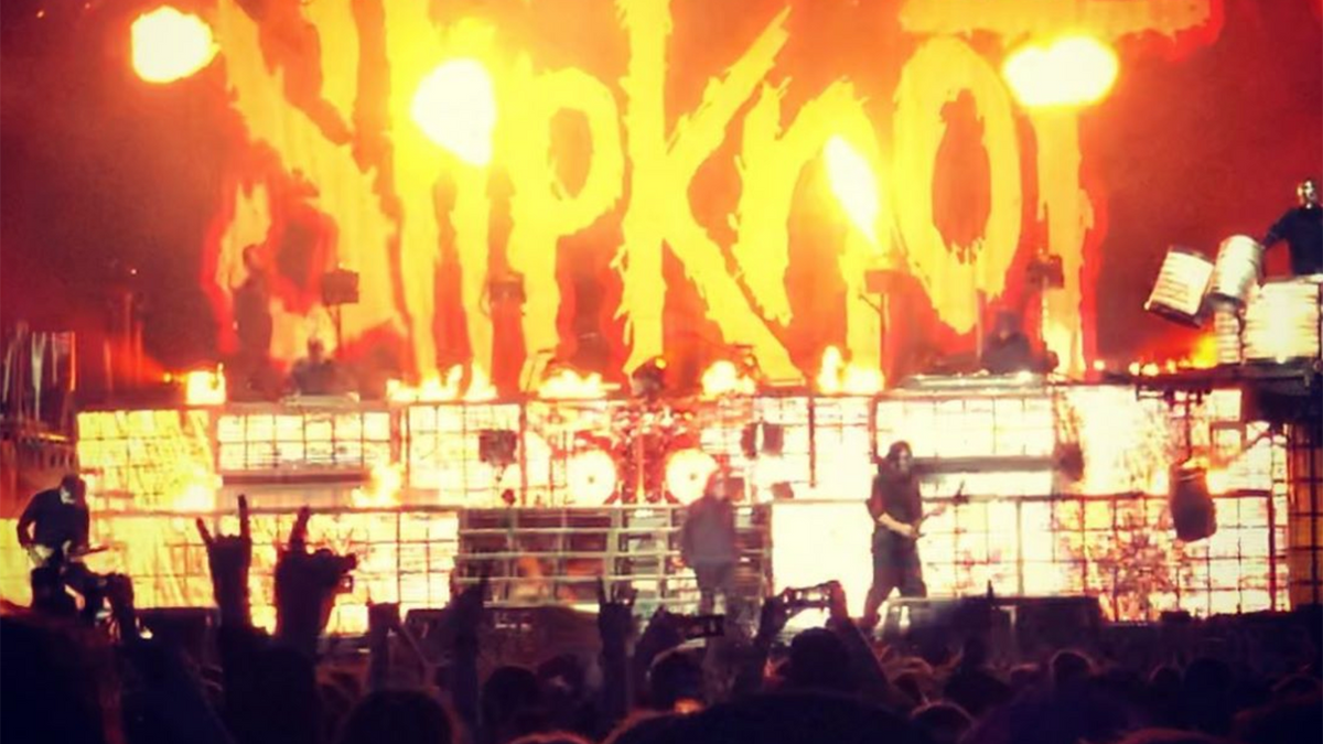 See Slipknot Play “(sic),” “Unsainted,” “Duality,” More at European Tour Kickoff