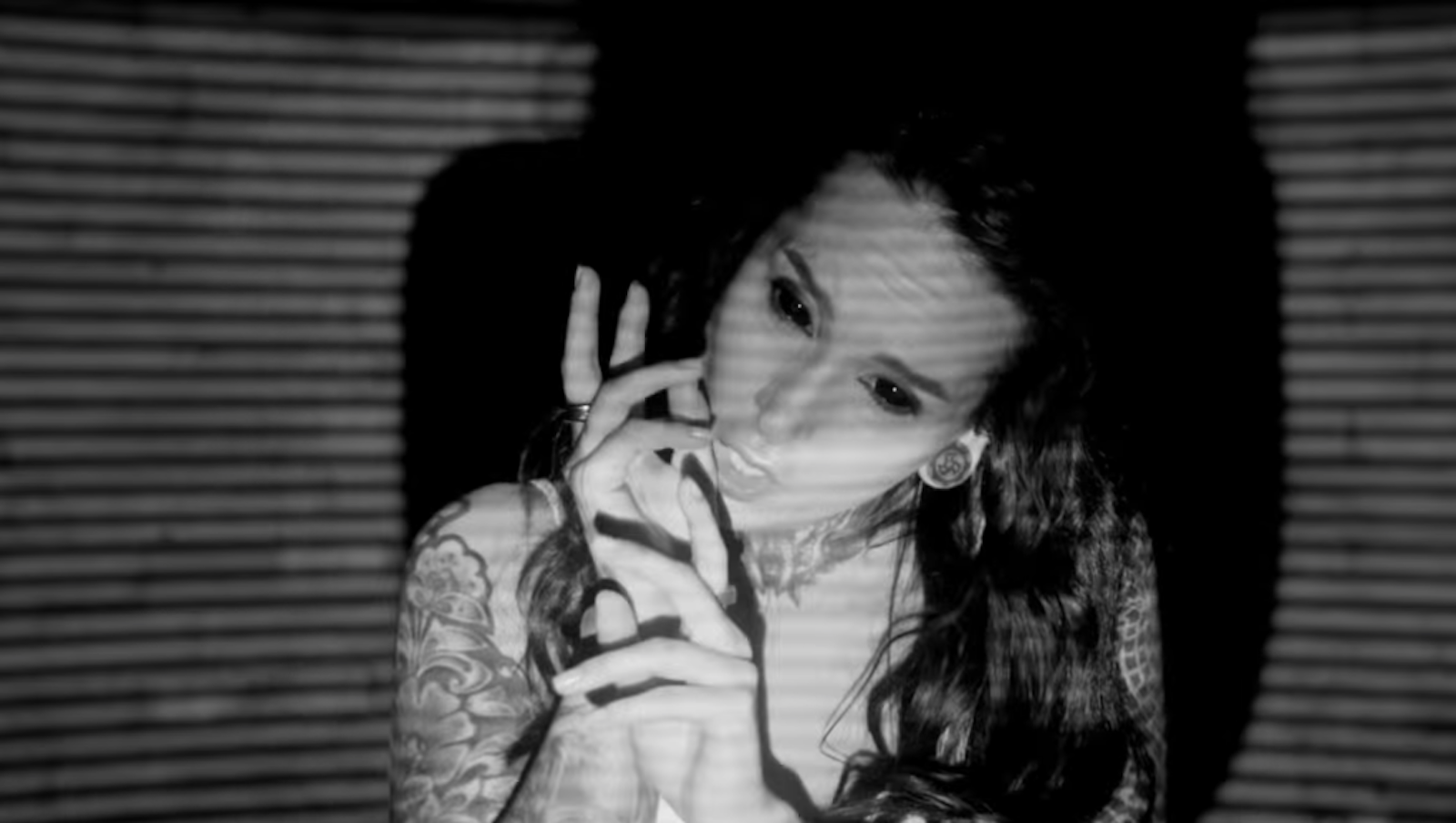 See Jinjer’s Stark, Eerie New “Pit of Consciousness” Video