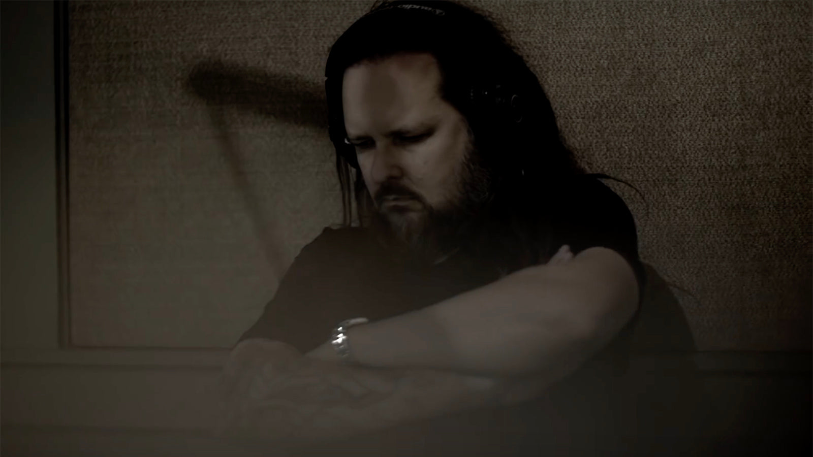 See Korn Talk Grueling Process, Isolation, Experiments Behind ‘The Nothing’