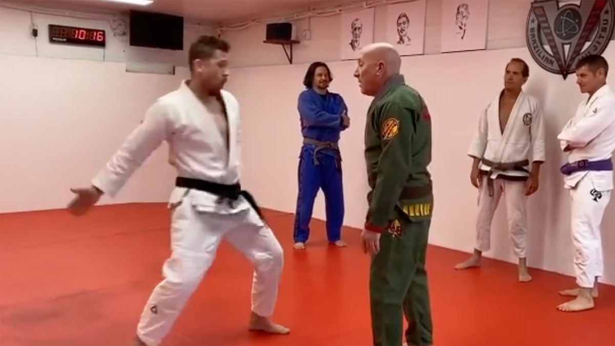 Maynard James Keenan Shows Martial Arts Technique That “Could Have Saved Chris Rock’s Life”
